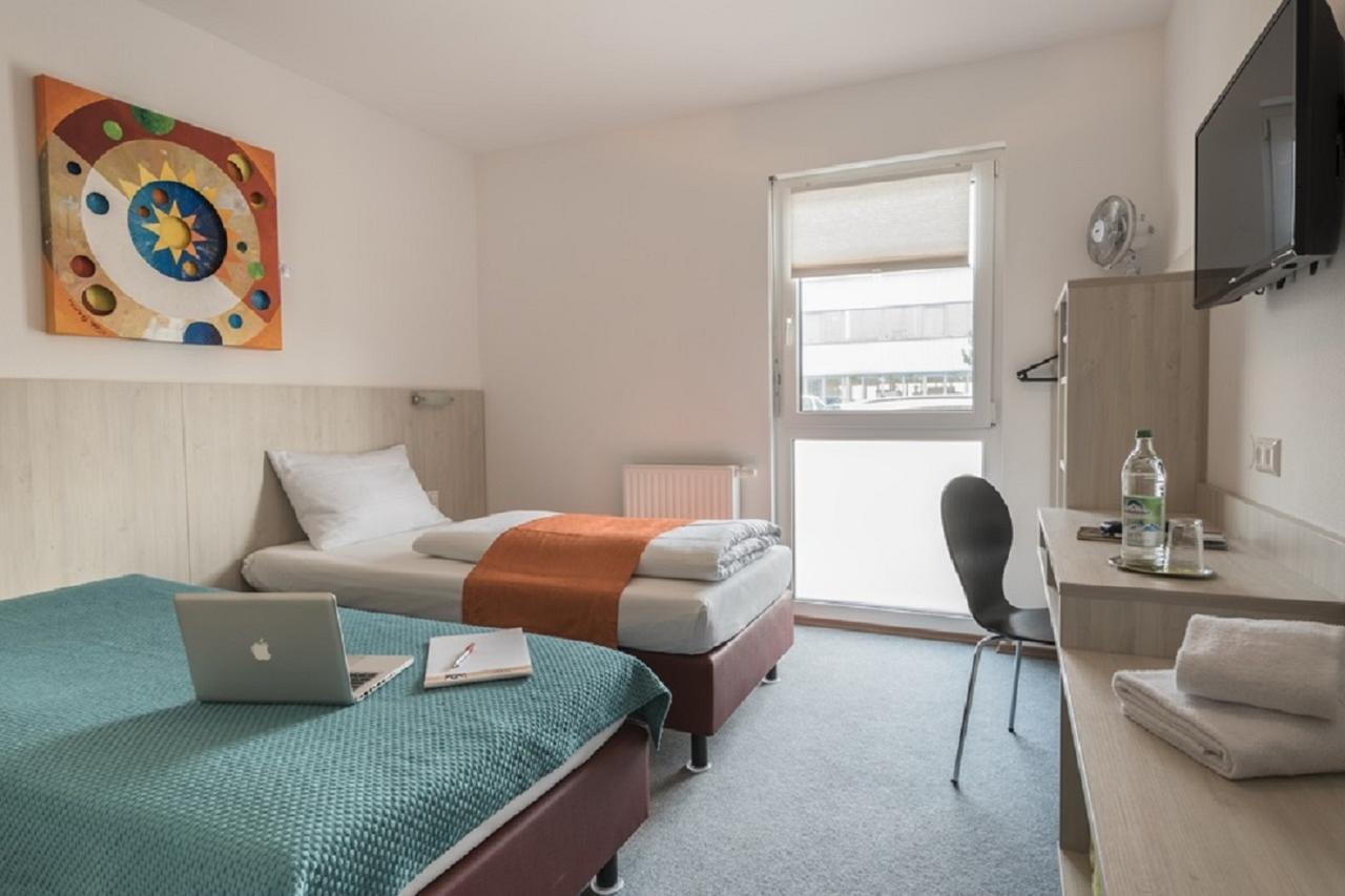 Fairsleep Motel Einstein Ердинг Екстериор снимка