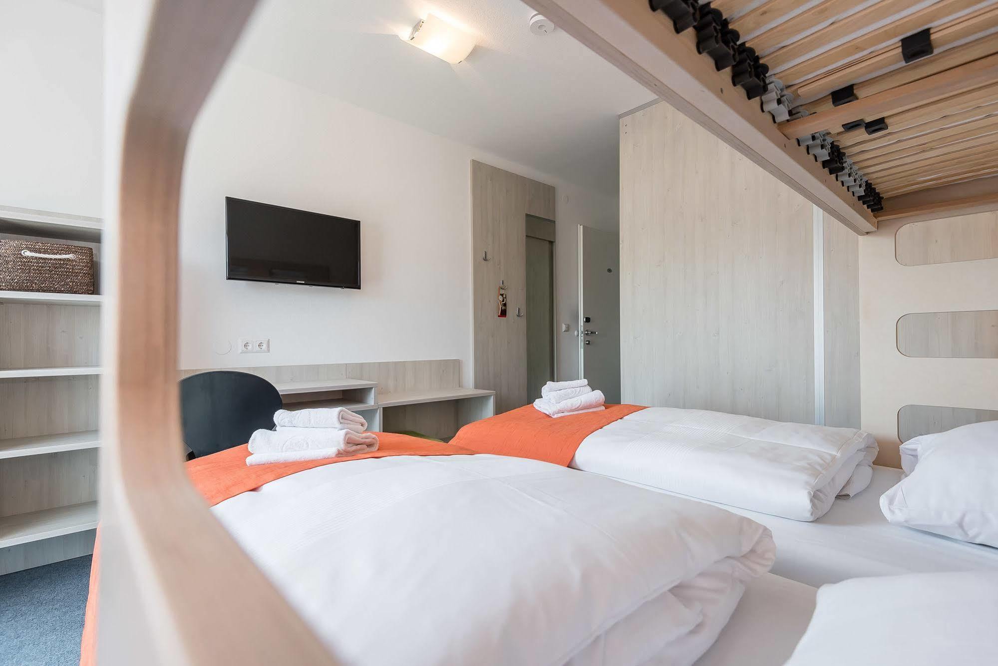 Fairsleep Motel Einstein Ердинг Екстериор снимка