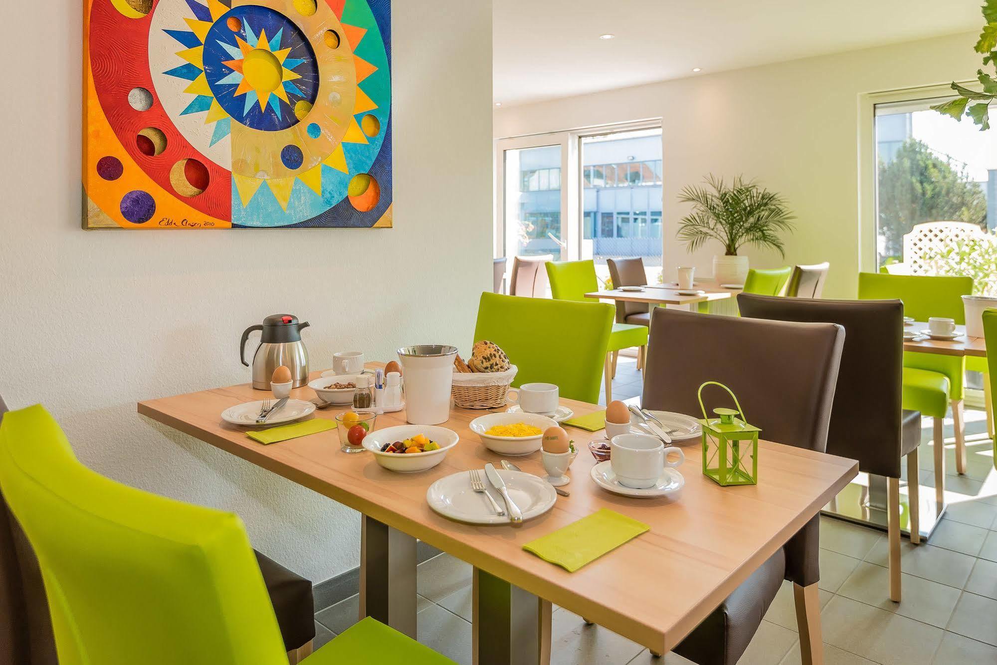 Fairsleep Motel Einstein Ердинг Екстериор снимка
